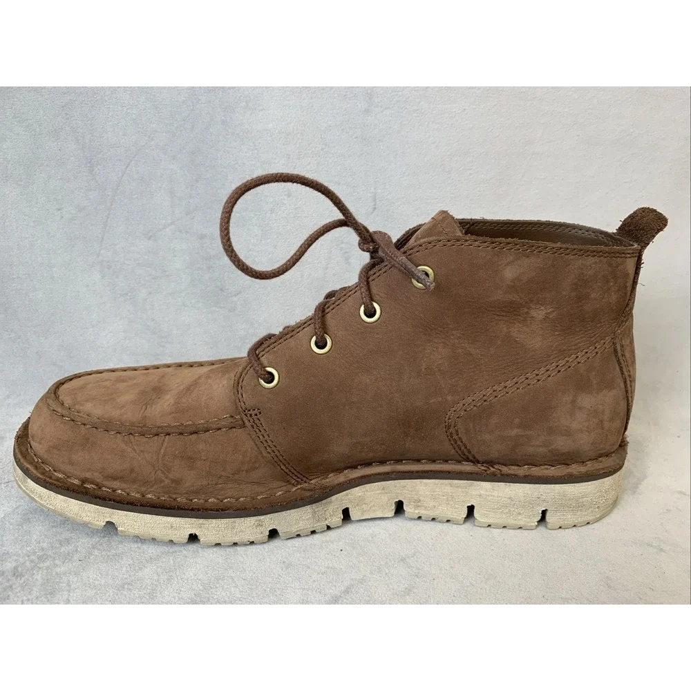 Timberland Chukka Boots Men's Size 11 Premium Suede‎ Shoes With Sensorflex